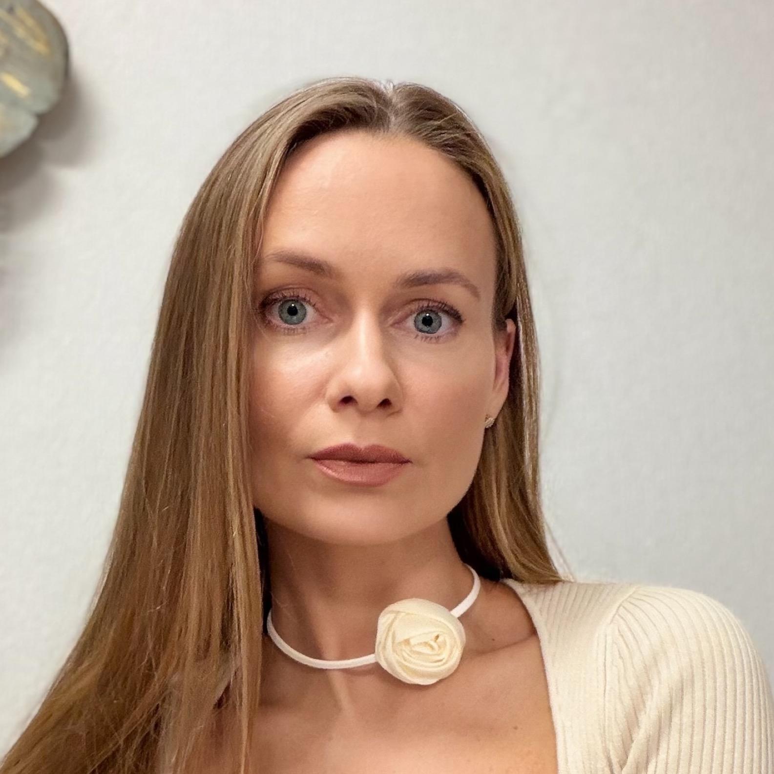 Александра Жукова фото