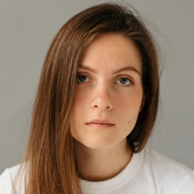 Арина Менухова фото