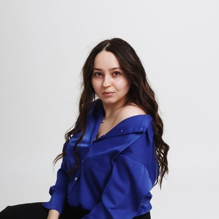 Алина Саубанова фото
