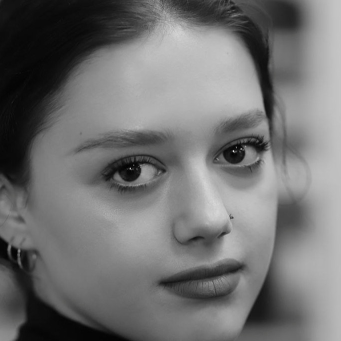 Карина Митропольская фото