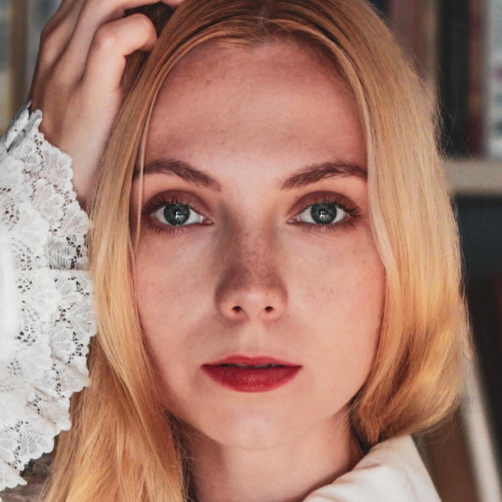 Ангелина Ластовская фото