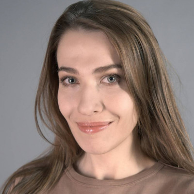 Юлия Ростопчина фото
